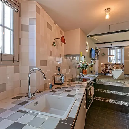 Amazing Chic Apt In Le Suquet By Guestready Apartman